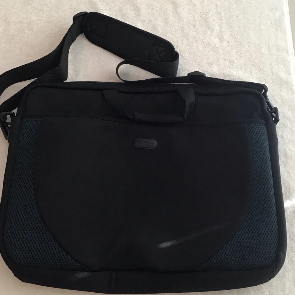Targus Black and Navy Laptop Bag